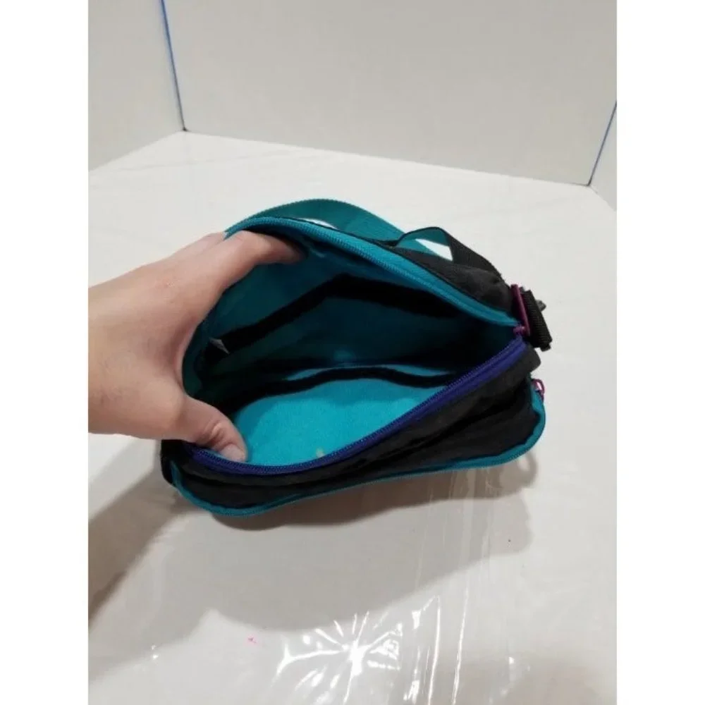 Vintage Samsonite World Sport Fanny Pack Vintage Samsonite World Sport Fanny Pac